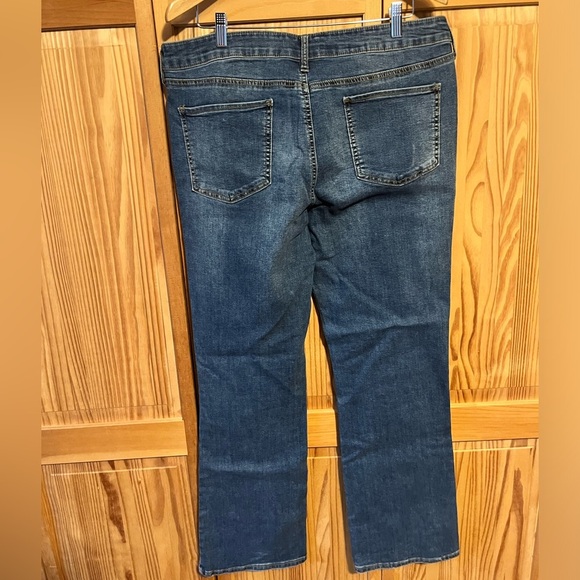 Flare boot cut jeans - Picture 2 of 3
